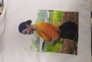Póló nyomtatási minta a burmai ügyfelek számára a WER-EP6090T nyomtatóból